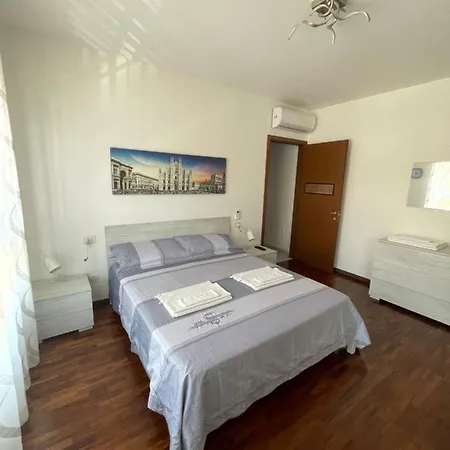 Appartamento Casa Iris Rozzano